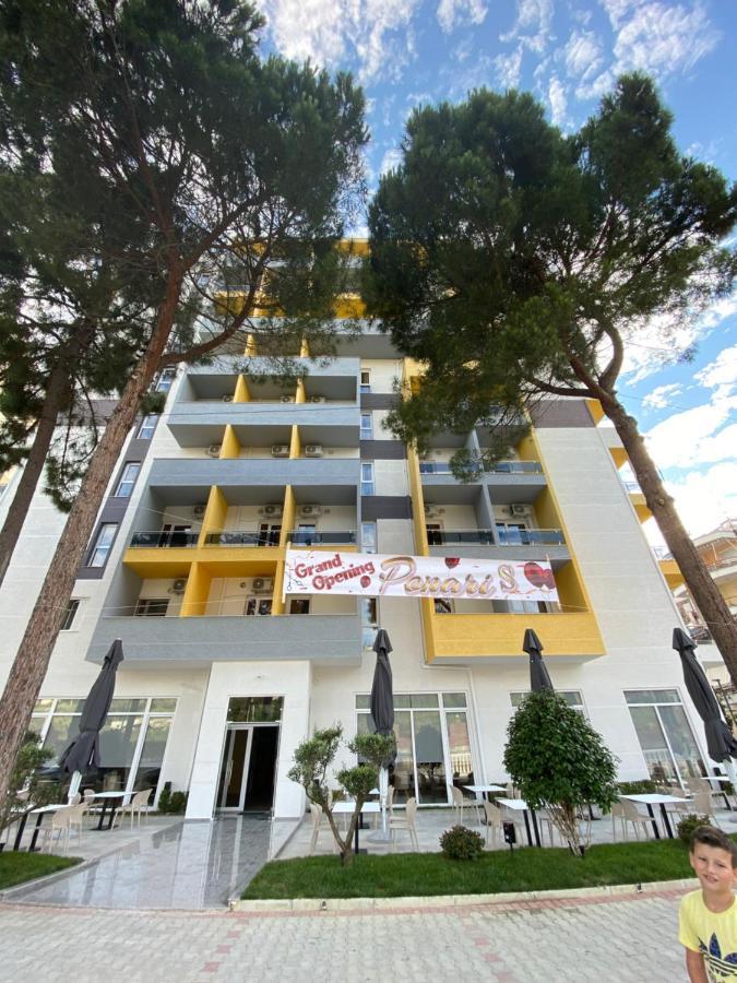 Ponari S Hotel Kryemëdhej Dış mekan fotoğraf