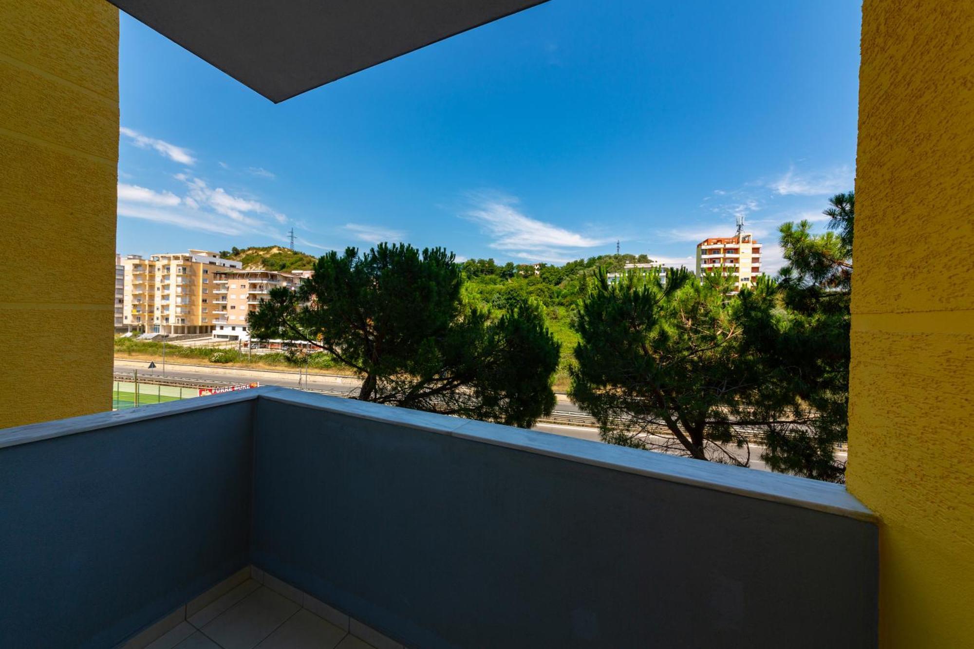 Ponari S Hotel Kryemëdhej Oda fotoğraf